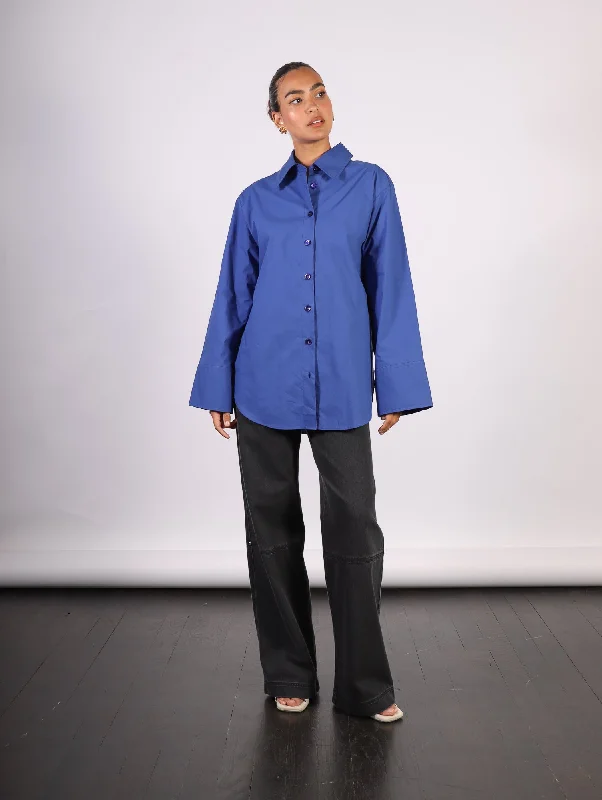 Imola Oversize Shirt in Workwear Blue by Rodebjer