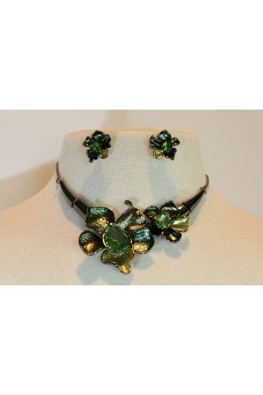 Green Flower Necklace Set